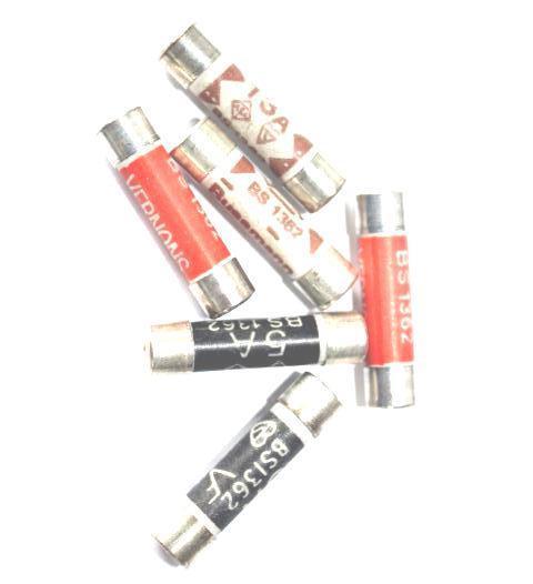 liddell_appliance_testing_fuses_5301.jpg